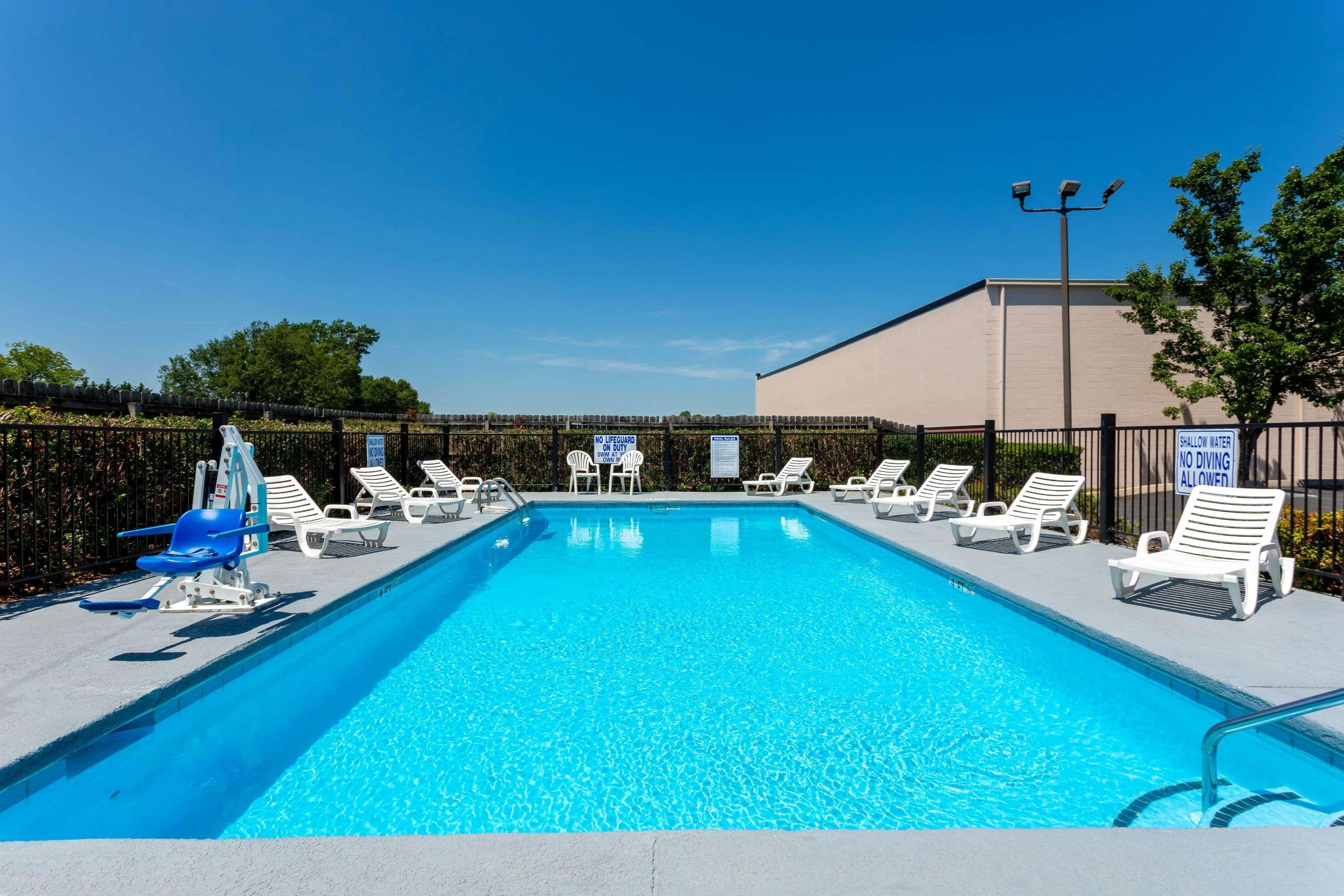 Baymont By Wyndham Easley/Greenville Exterior foto